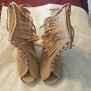 Dot's Fringe Heels